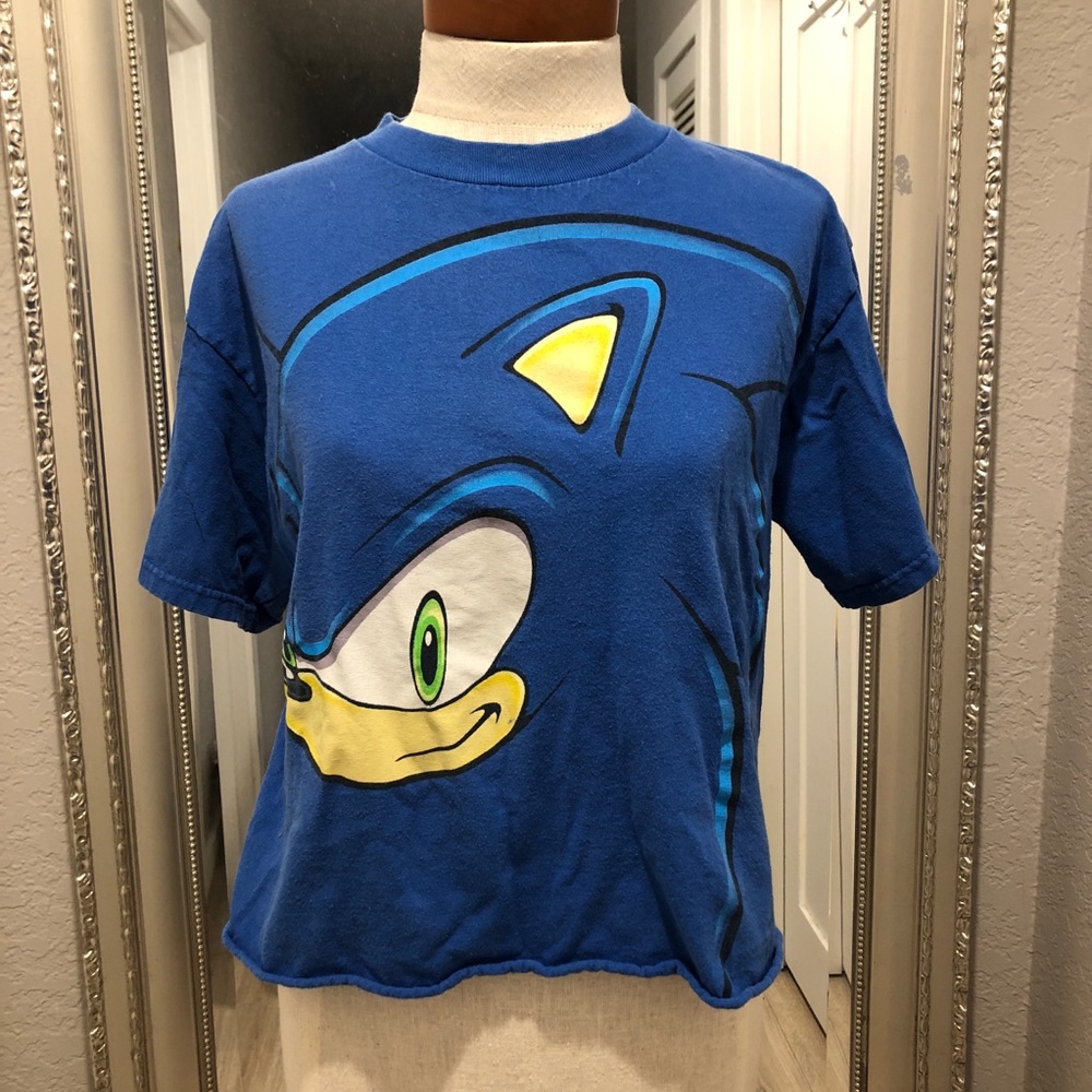 🔥SONIC THE HEDGEHOG CROP TOP🔥